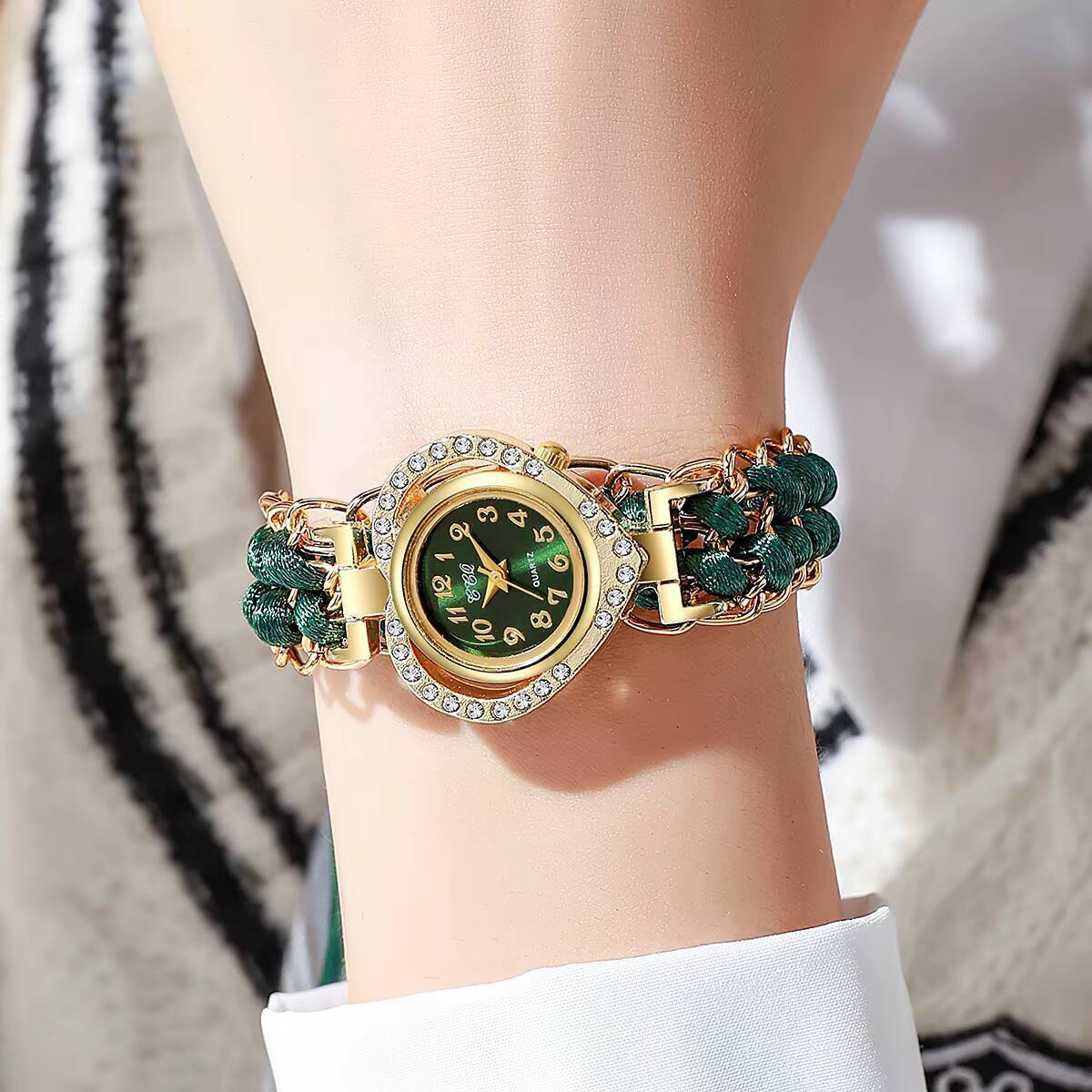 Moda strass coração dial relóg - Open Heart Watch avaliação e preço